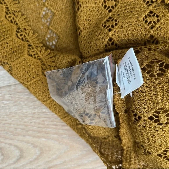 NWOT Garnet Hill Women's Teagan Lace Top Size L Mustard Yellow Brown 3/4 *W - Picture 5 of 5